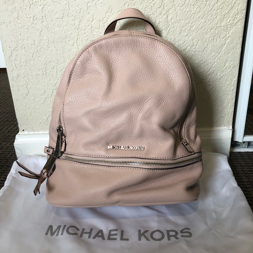 Michael Kors Rhea Zip Small Backpack (BRAND NEW)